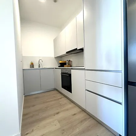 Flat In Centre