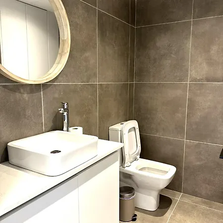 דירה Flat In Centre *