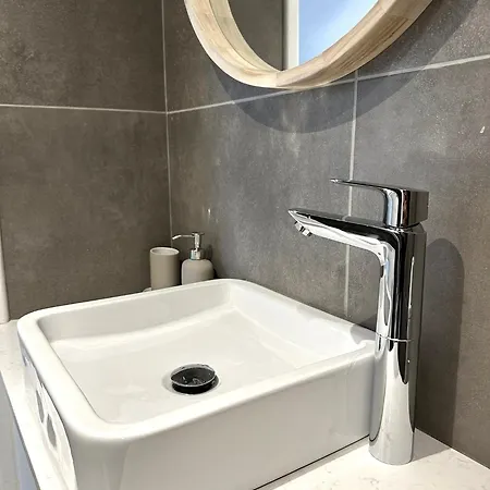 דירה Flat In Centre ניקוסיה